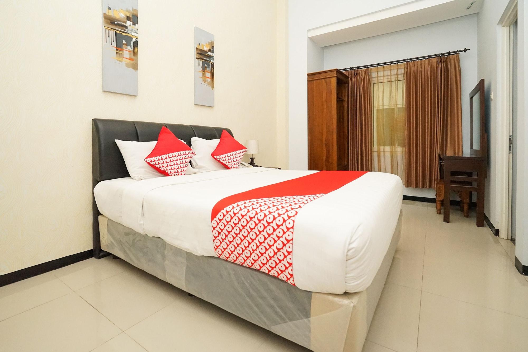 Oyo 282 Putri Utari Residence Malang Kültér fotó