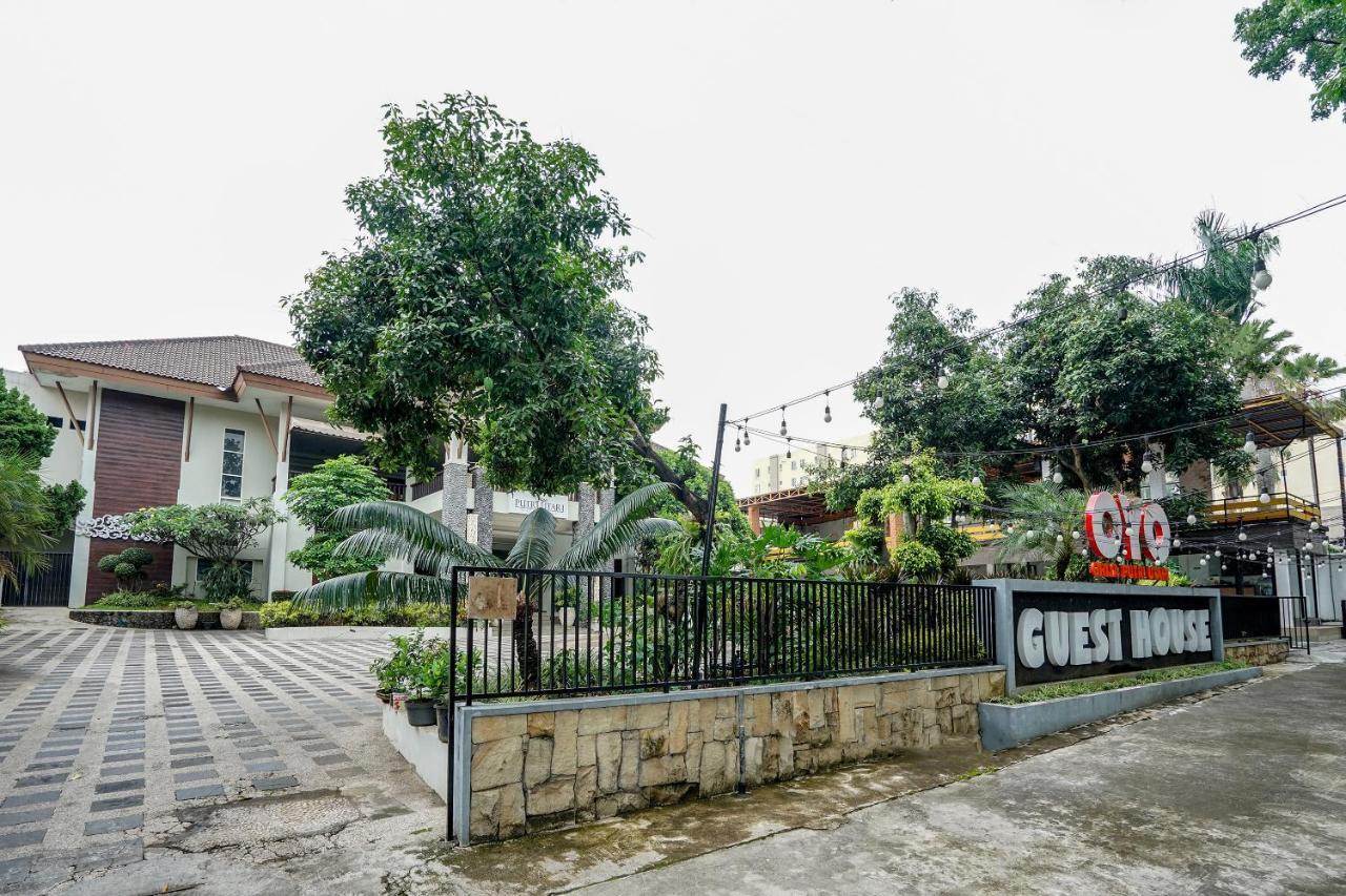 Oyo 282 Putri Utari Residence Malang Kültér fotó