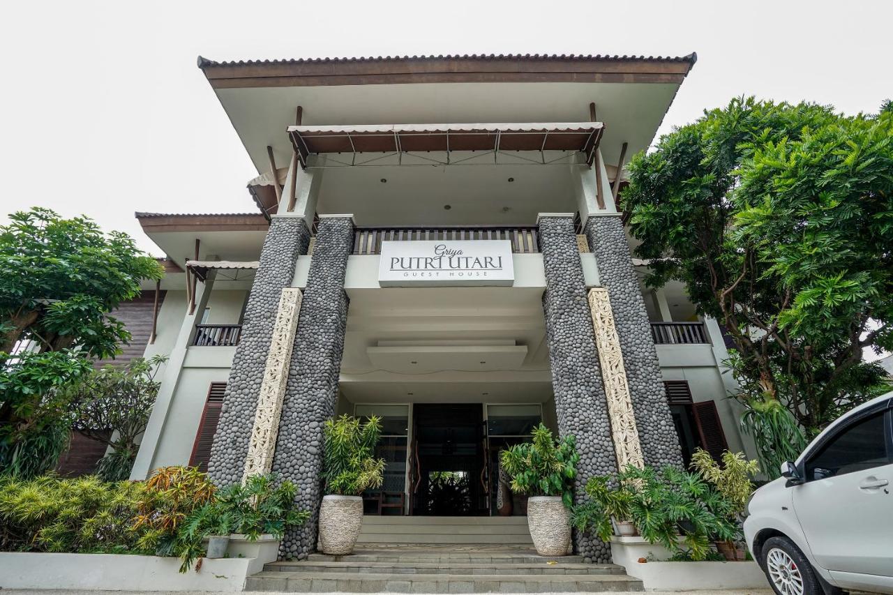 Oyo 282 Putri Utari Residence Malang Kültér fotó